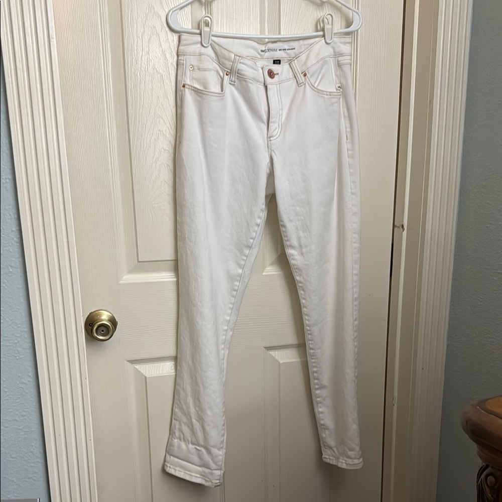 Levi's Women's White Jeans